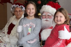 kids with santa 3